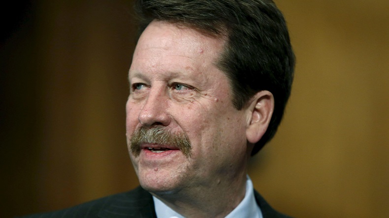 Food and Drug Administration Commissioner nominee Doctor Robert Califf testifies at his nomination hearing at the Senate Health, Education, Labor and Pensions Committee on Capitol Hill in Washington, November 17, 2015. REUTERS/Gary Cameron
