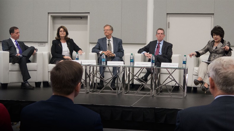 Top FDA officials including Jeff Shuren (left), Robin Newman, Thomas Gross and Bill Maisel answered industry questions at The Medtech Conference 2017 which was moderated by AdvaMed’s Janet Trunzo.