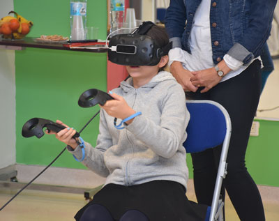Virtual reality treatmetn on Child for ALYN