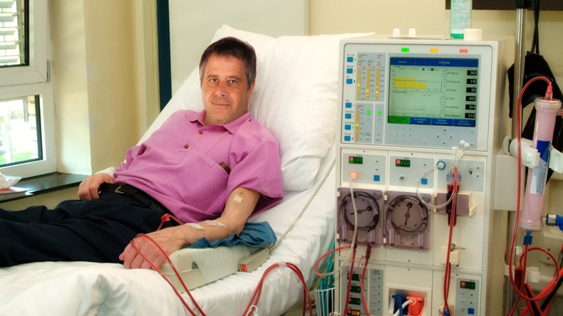 Patient in a clinic in dialysis. - Image 
