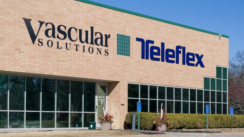 MAPLE GROVE, MN/USA - MARCH 17, 2018: Teleflex and Vascular Solutions corporate building. Teleflex is a provider of specialty medical devices for a range of procedures in critical care and surgery.